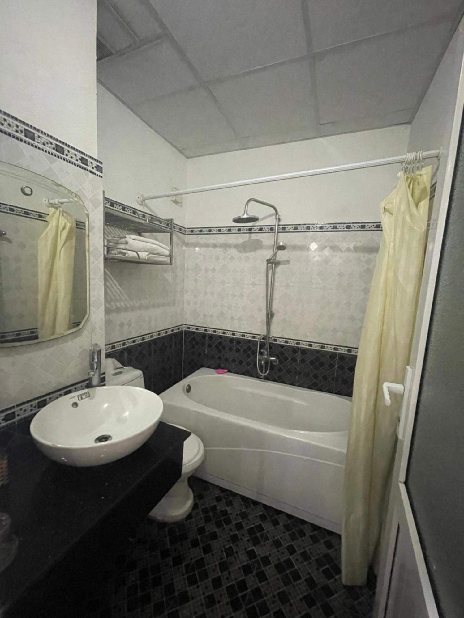 Oyo 553 Truong Giang Hotel 다낭 외부 사진
