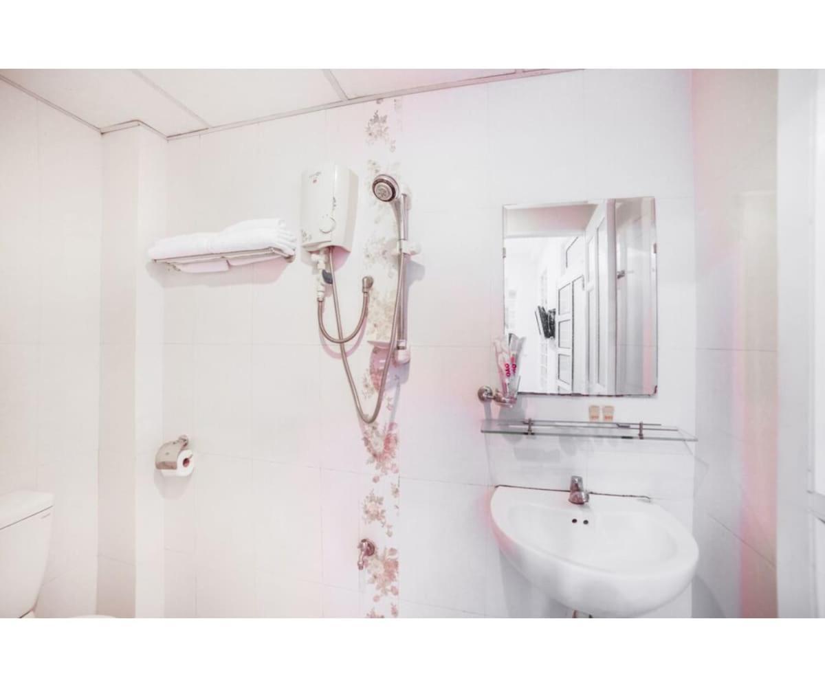 Oyo 553 Truong Giang Hotel 다낭 외부 사진